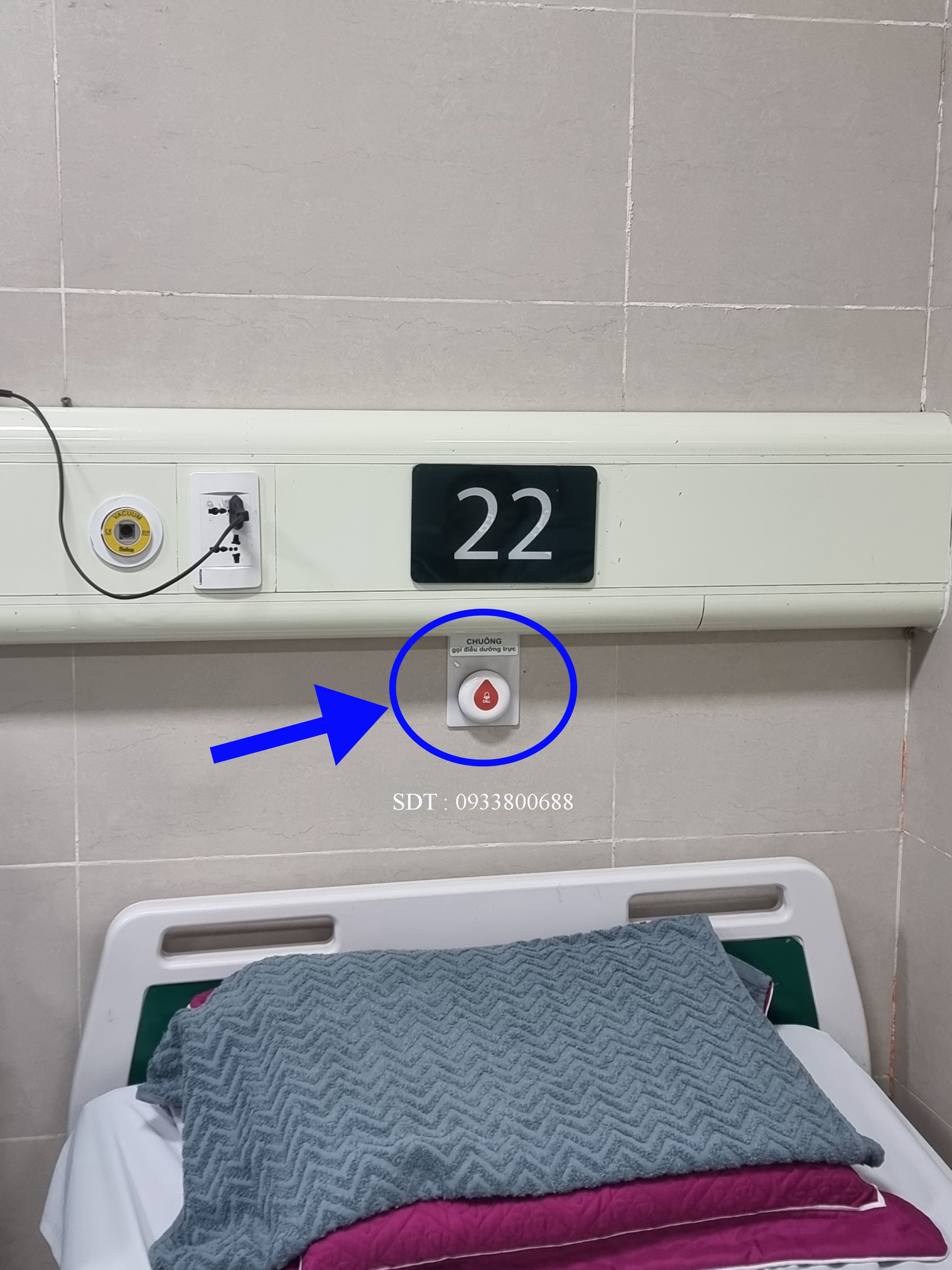 nút chuông gọi y tá tại khoa tim bệnh viện Bạch Mai