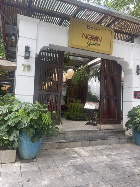 Nhà hàng Ngon Garden