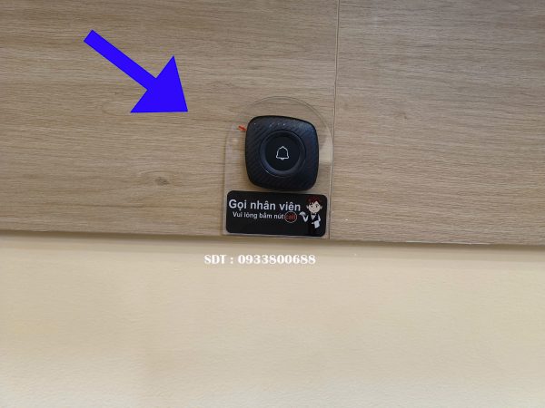 Nút bấm chuông gọi phục vụ để bàn